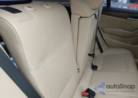 2015 BMW X1 xDrive28I z USA, uszkodzony, nr VIN WBAVL1C56FVY39184